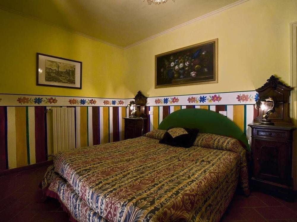 Couette-café La Chiesuola 3*